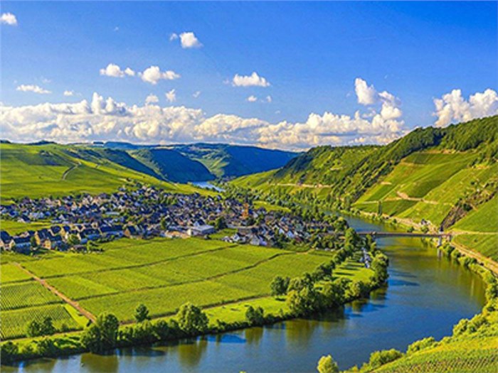 三农专家温铁军来汉讲座，首次深度解读“市民下乡与农业进城”