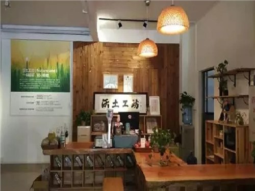 沃土小赫：如果你想照亮世界，首先要成为光